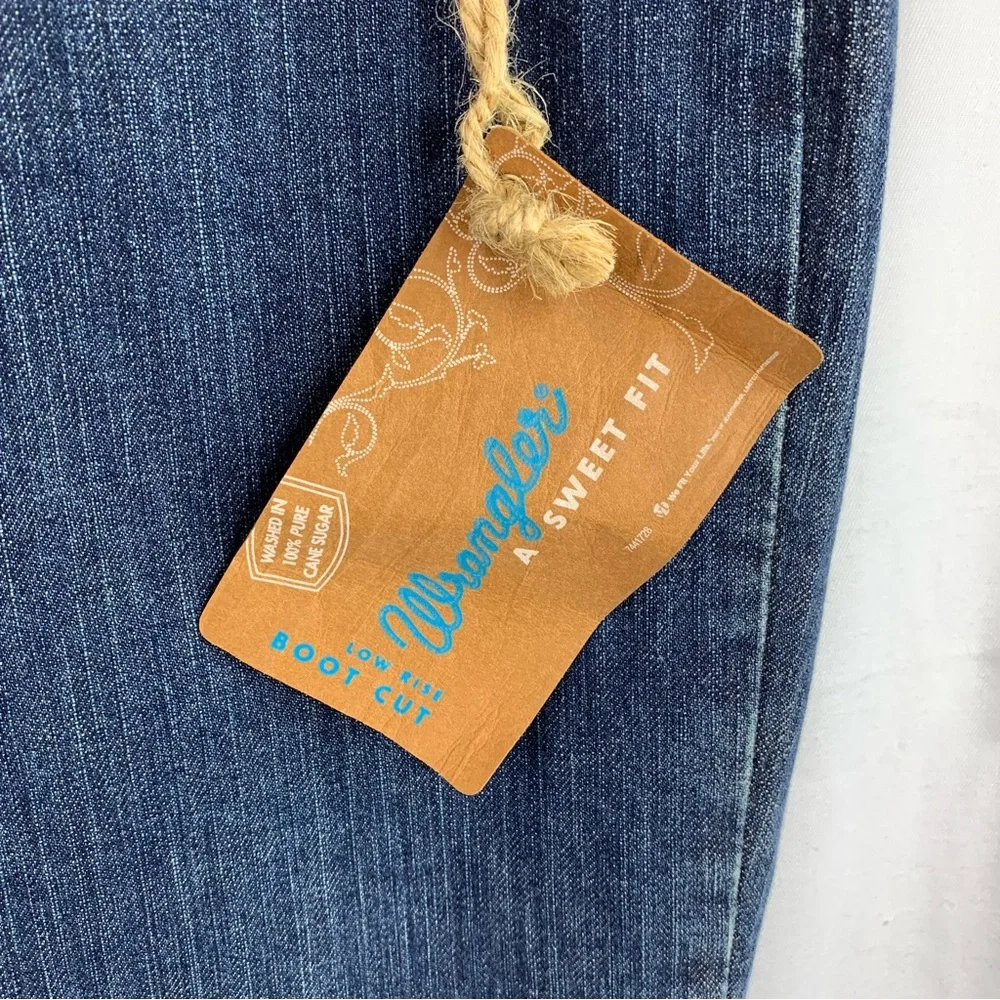 Wrangler Low Rise Boot Cut Women’s Jeans Size 14 - Picture 7 of 11